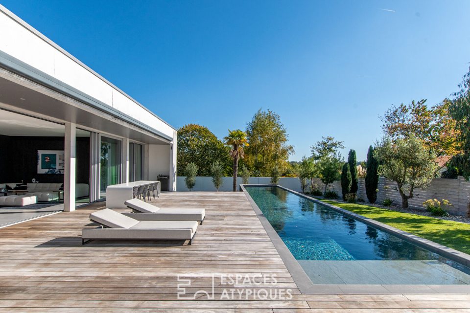 Maison californienne avec piscine