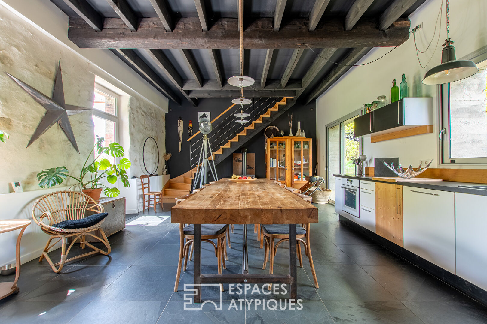 Property with Natural Pool and Cabin in the Heart of the Countryside