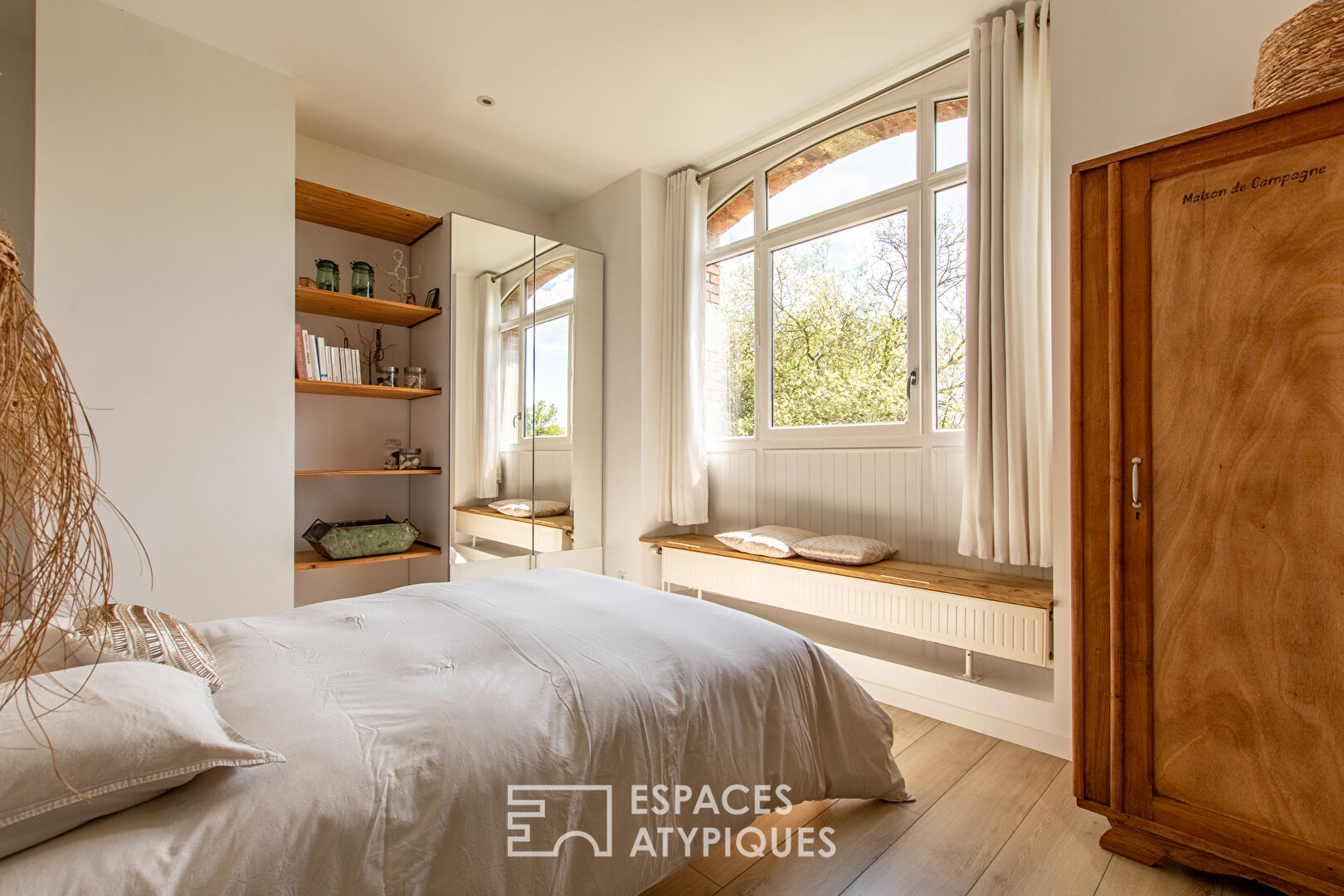 Property with Natural Pool and Cabin in the Heart of the Countryside