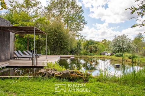 Charmante propriété en pierre avec piscine naturelle et lodge au cœur de la nature