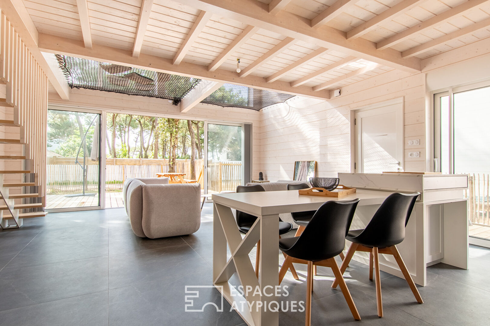 Villa contemporaine en bord de mer