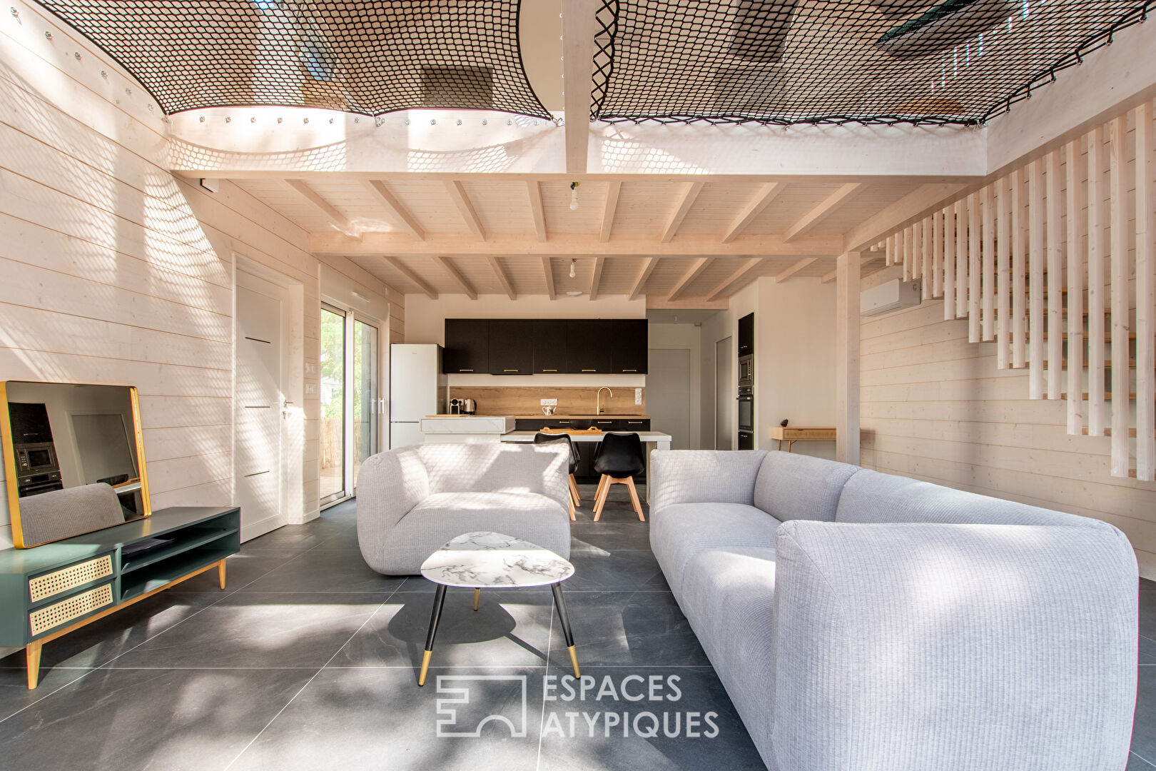 Villa contemporaine en bord de mer