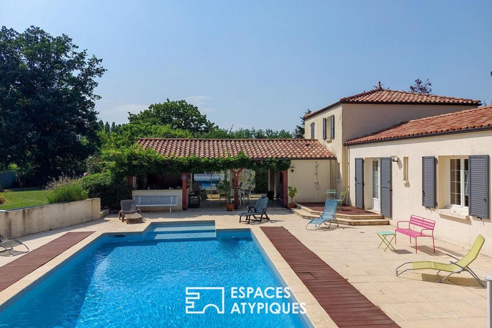 Demeure de caractère avec piscine