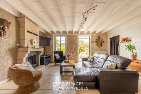 Belle longère de charme avec piscine dans un environnement naturel