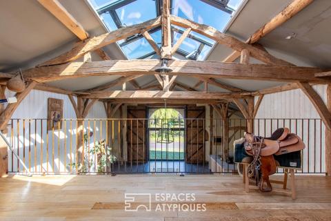 Grange d’exception et longère du XVIIe siècle sur 8 hectares