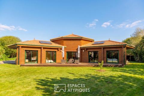 Wooden property in the heart of a protected environment