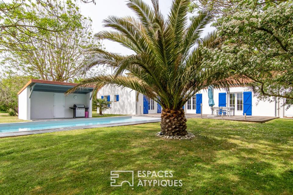 Maison avec piscine dans son parc de 2,6 hectares