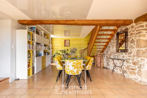 Maison de caractère avec terrasse ombragée et jardin