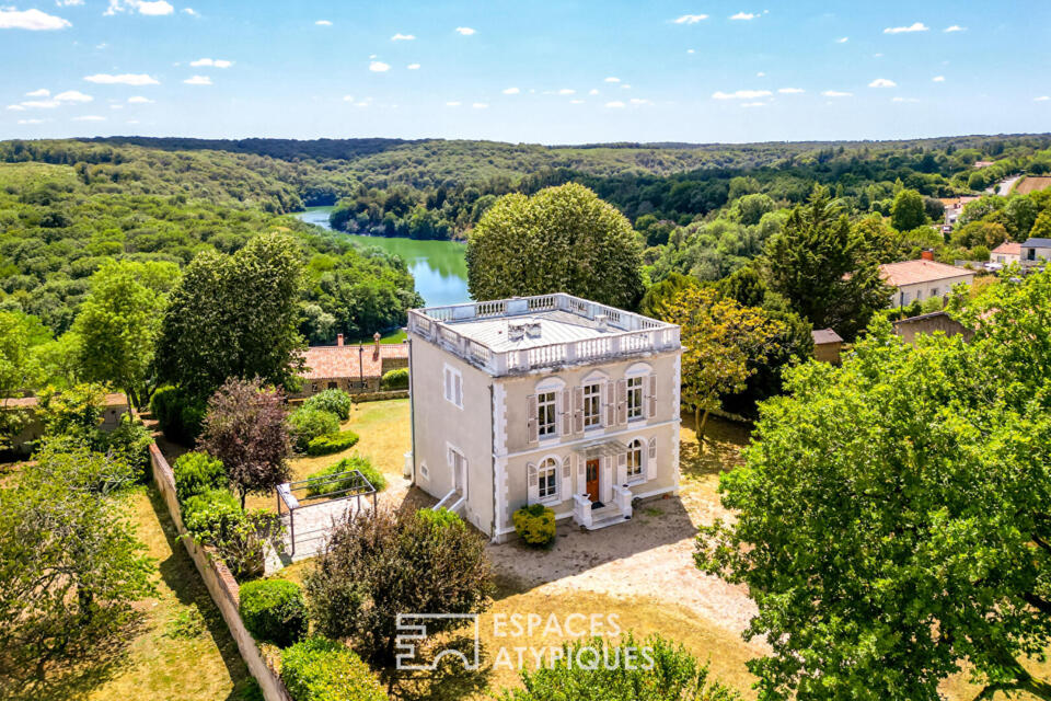 Propriété bourgeoise d'exception avec sa maison d'amis et ses terrains constructibles