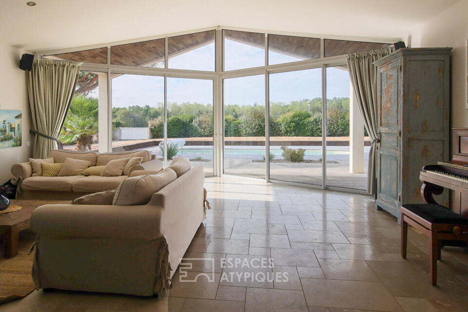 Villa contemporaine avec piscine