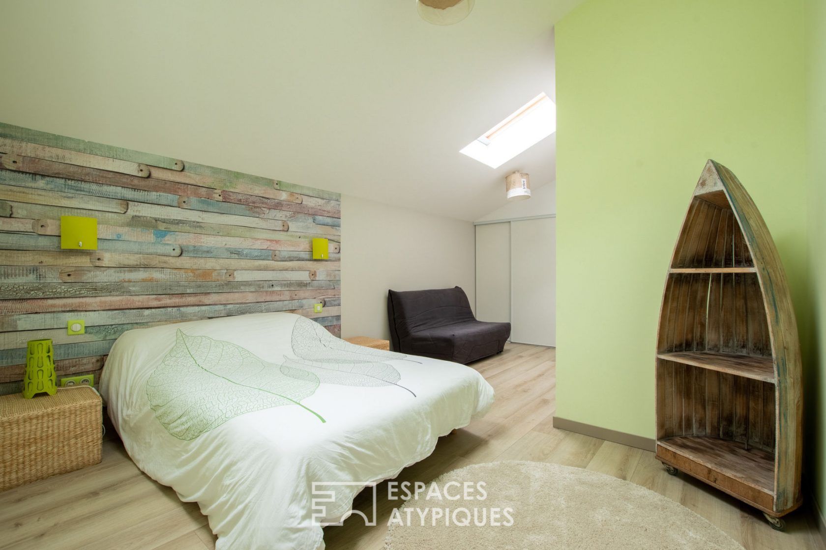 Loft confidentiel et chaleureux