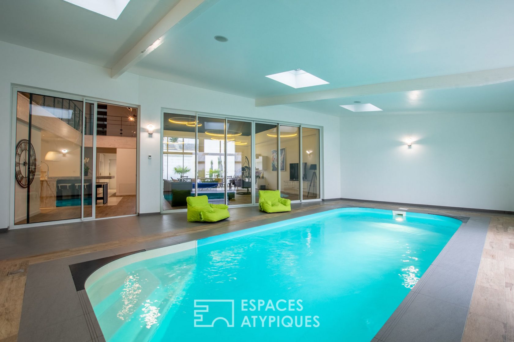 Loft confidentiel et chaleureux
