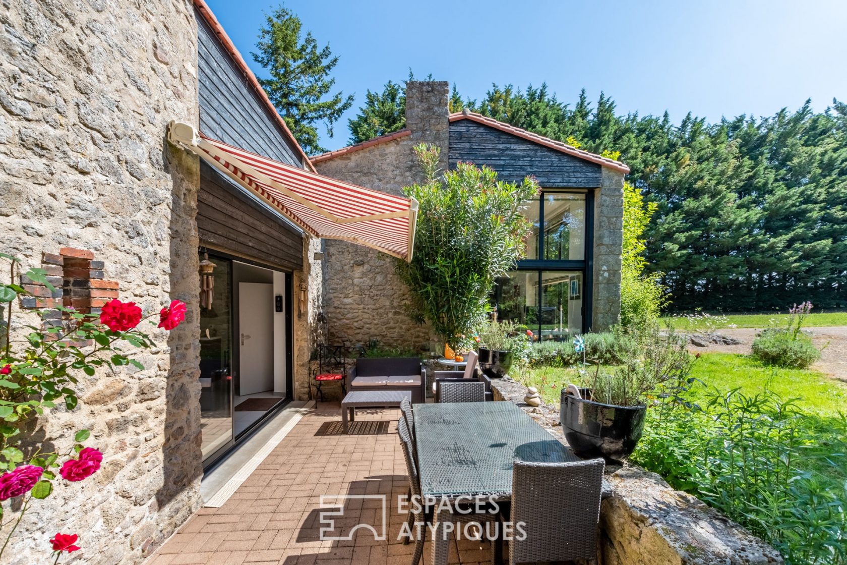 Propriété au charme authentique