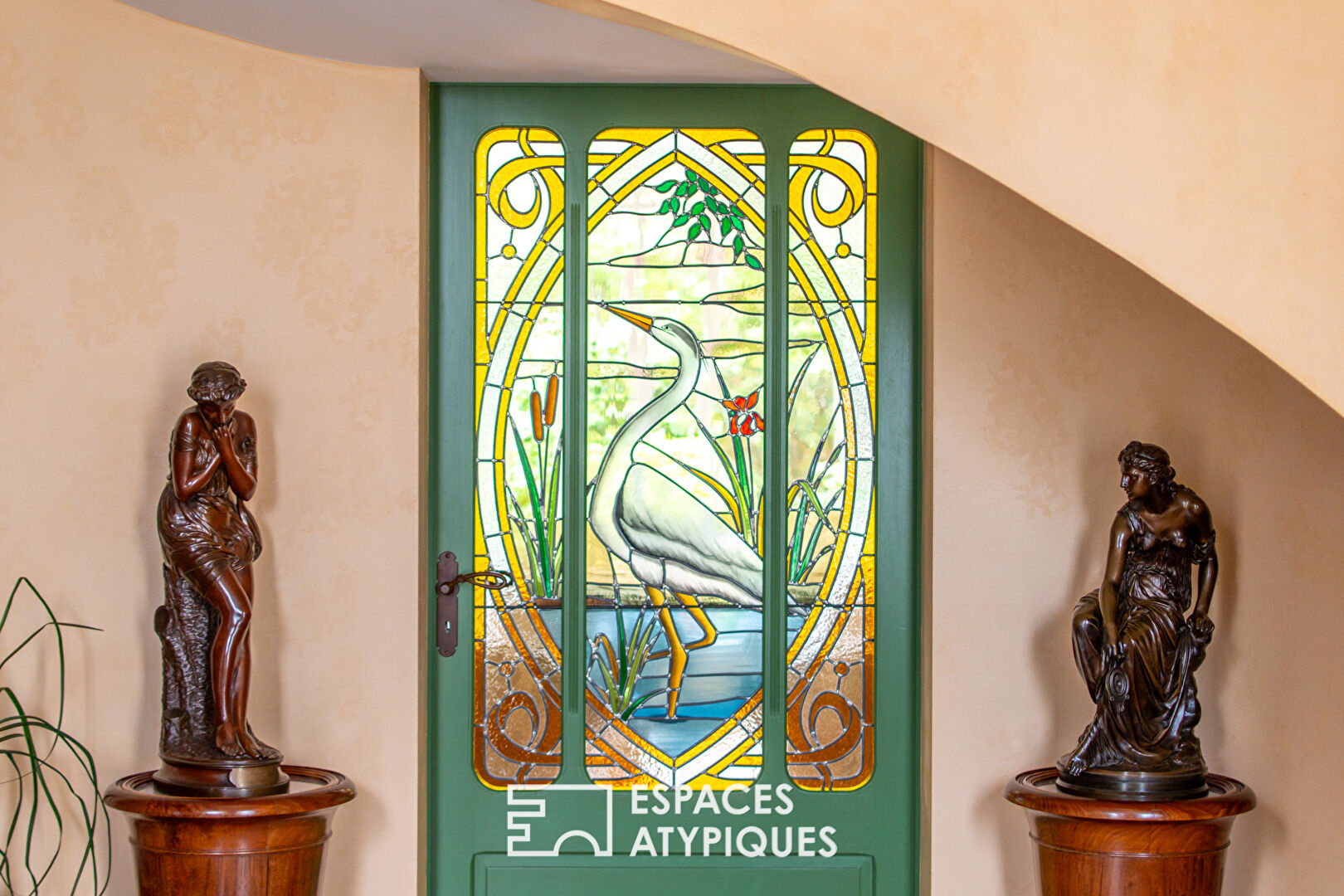 Belle propriété et sa maison d’invités en bord de mer