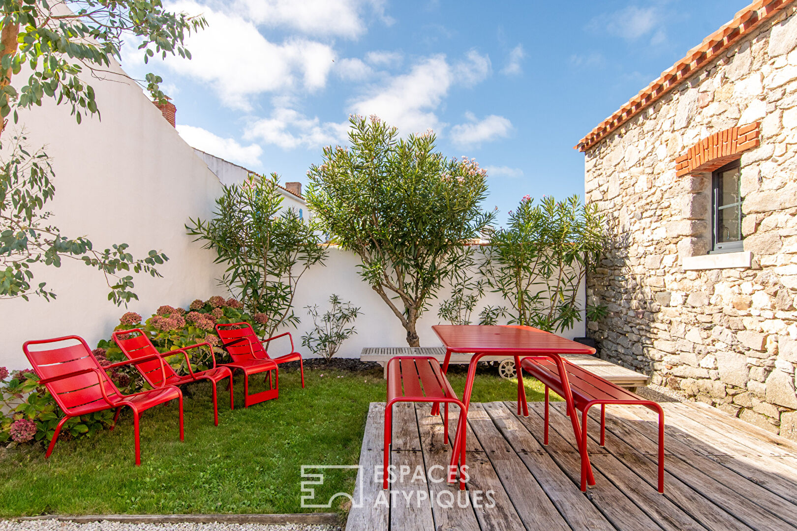 House with landscaped garden on the island of Noirmoutier