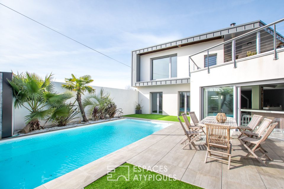 85400 LUCON - Passive avant-gardiste - Réf. SA1095