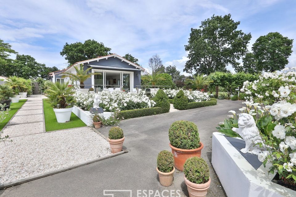 85150 LE GIROUARD - Villa dans son jardin verdoyant - Réf. SA1900