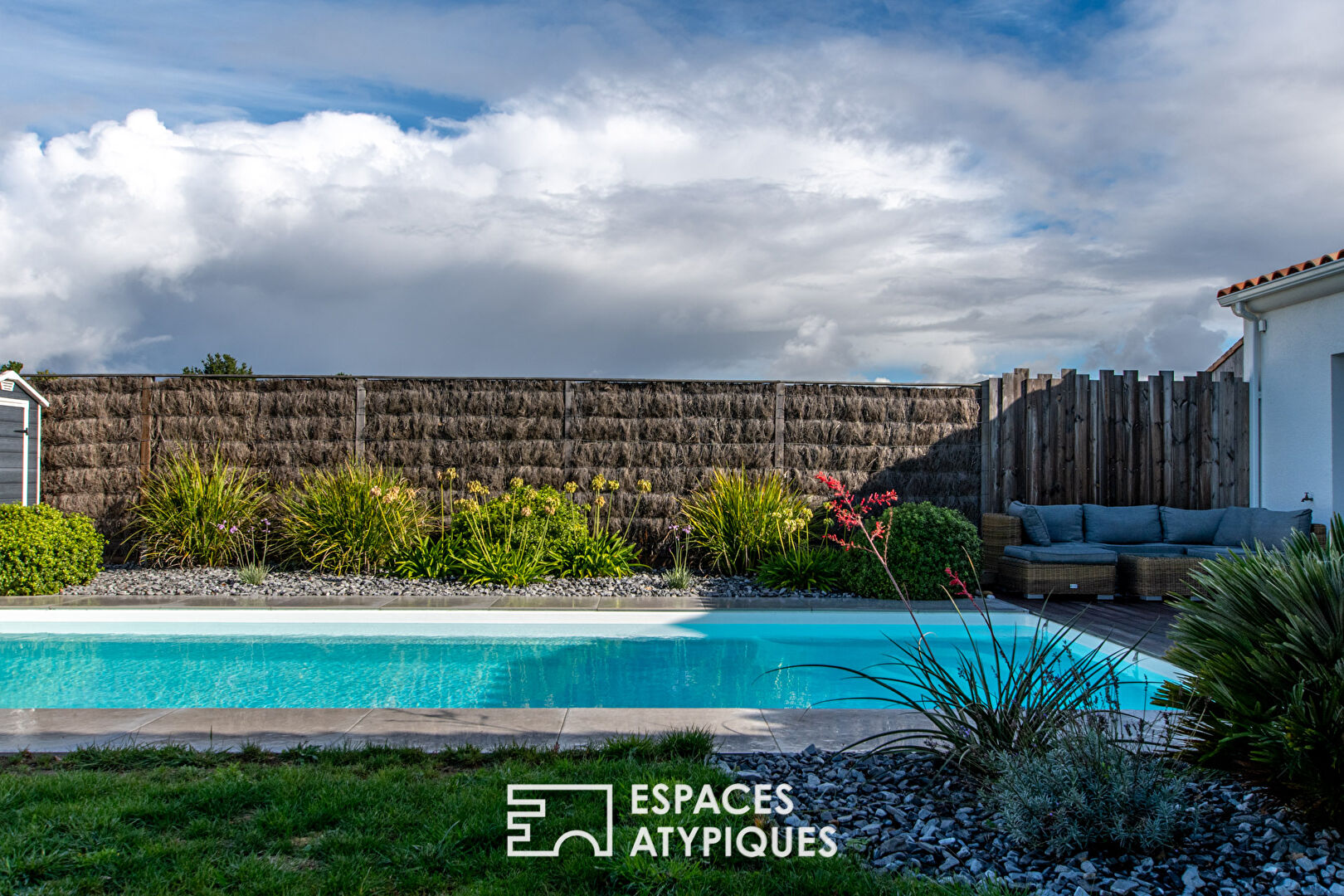 Villa avec piscine et gîtes à proximité de l’Océan