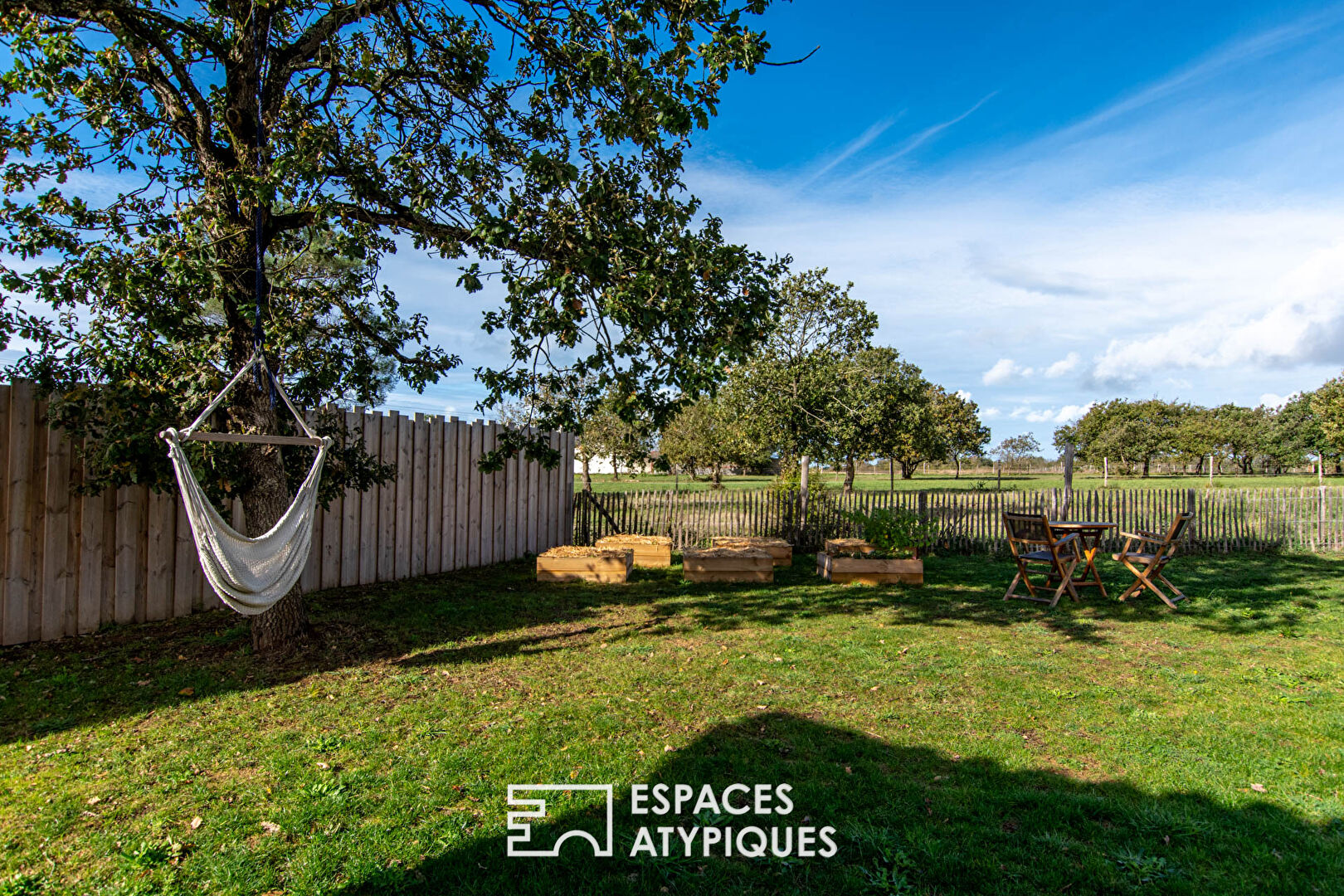 Villa avec piscine et gîtes à proximité de l’Océan