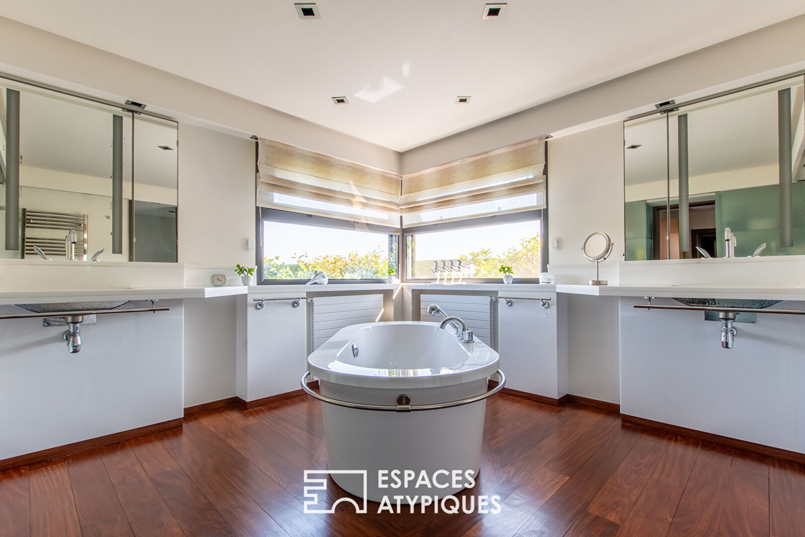 Villa contemporaine aux prestations haut de gamme