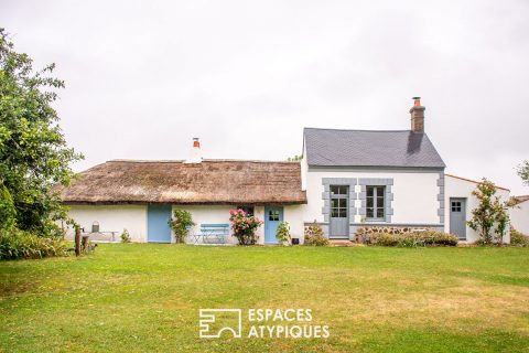 Elegant house with a bourrine along the marshes