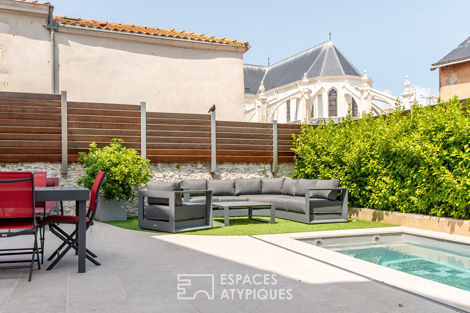 Exceptional villa with garden and swimming pool in the heart of Les Sables d’Olonne