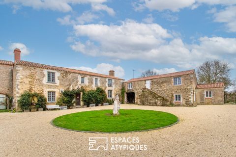 Élégante demeure du XVIe et XVIIIe siècles à proximité des plages