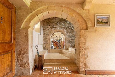 Élégante demeure du XVIe et XVIIIe siècles à proximité des plages