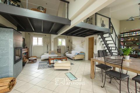 Contemporary house near the Côte Bleue Chaumoise