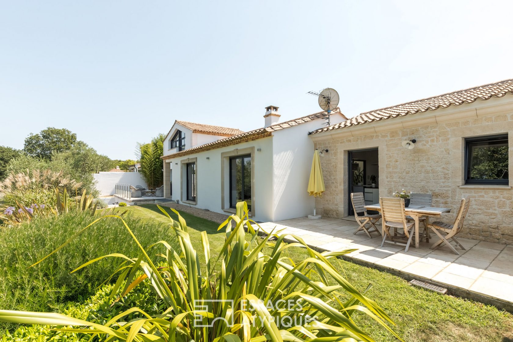 La singulière – Villa d’architecte entre campagne et plage