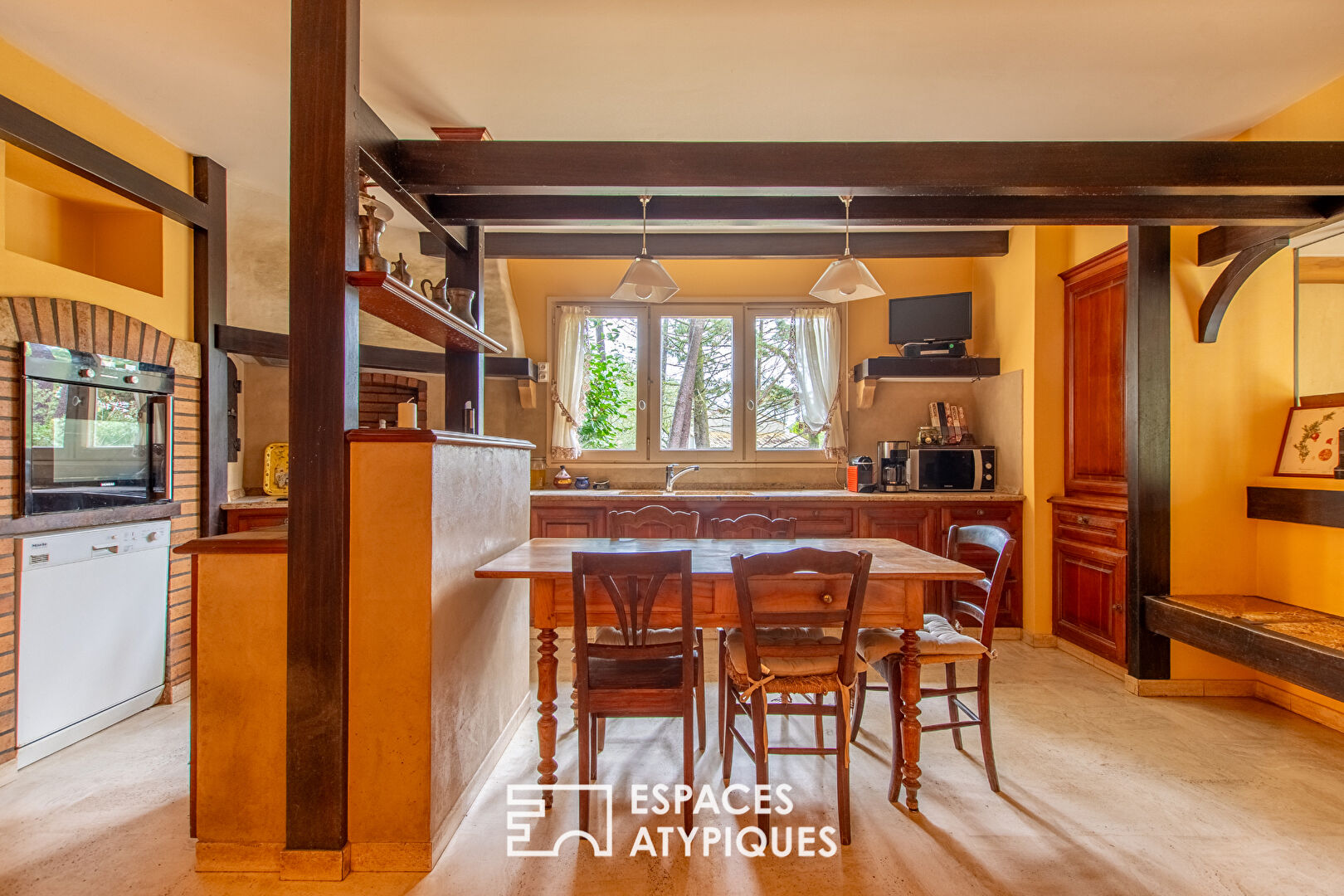 Villa de charme avec verrières et parc arboré aux portes de l&rsquo;océan