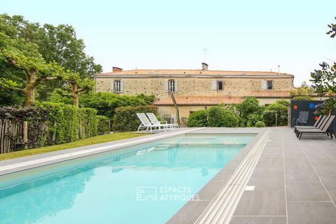 Longère with gîte and swimming pool: elegance in the heart of a poplar grove
