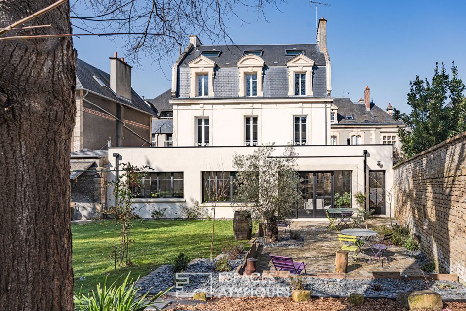 Elegante demeure bourgeoise rénovée par architecte en centre-ville de Caen