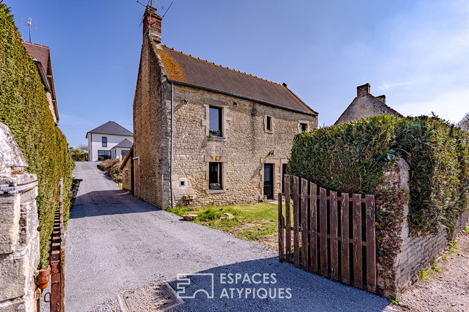 Charmante maison en pierre rénovée