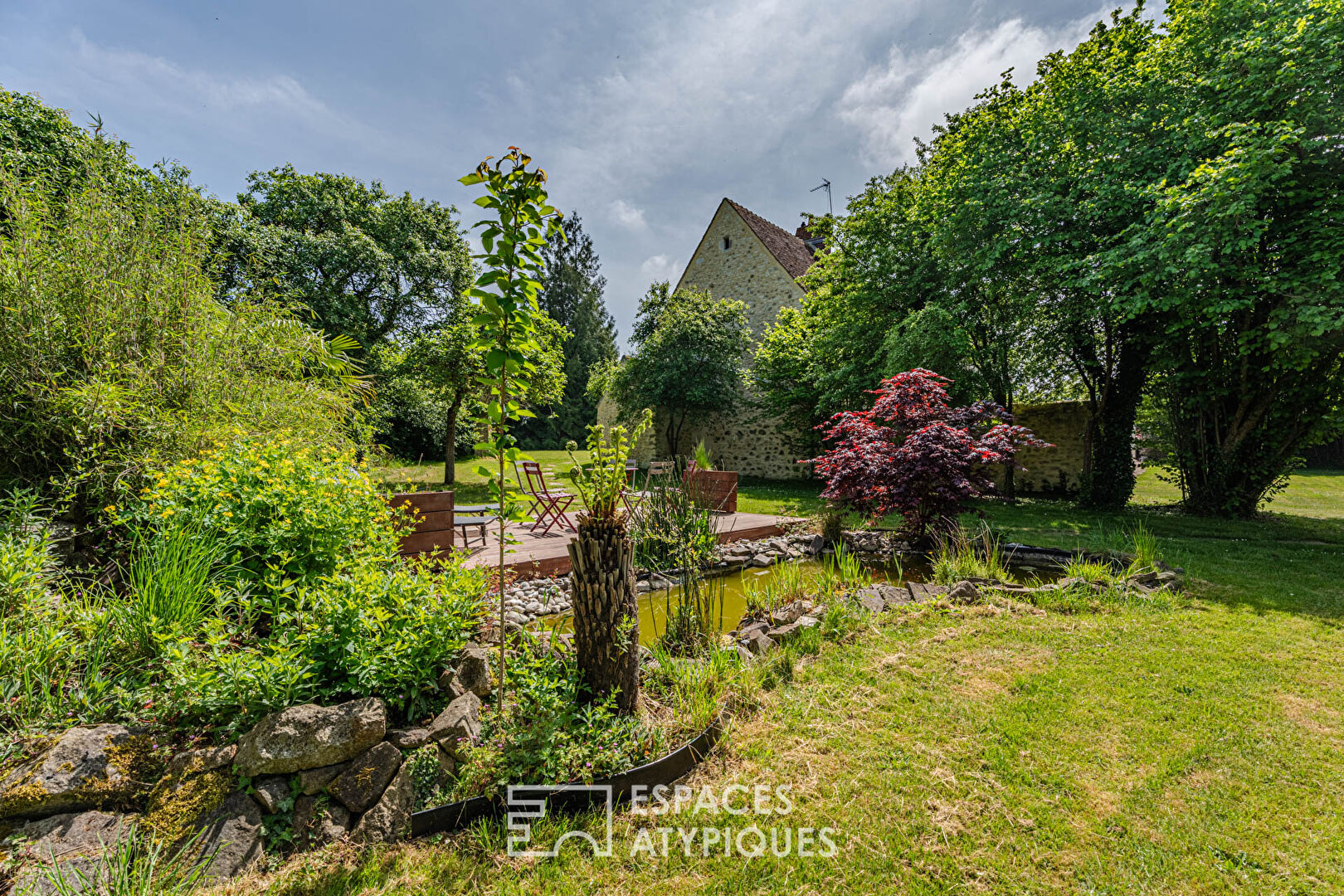 Maison de charme et son jardin bucolique à quelques minutes d’Argentan