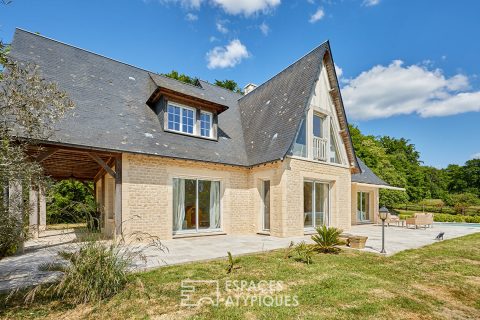 Maison de charme avec vue panoramique , piscine et paddocks