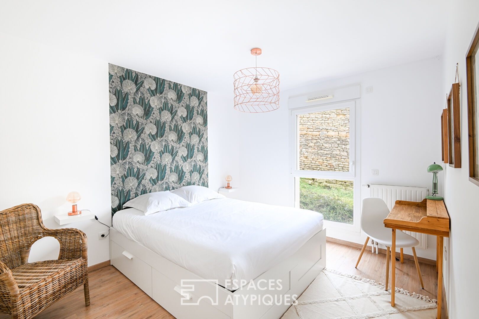 Appartement avec balcon dans résidence au bord du canal