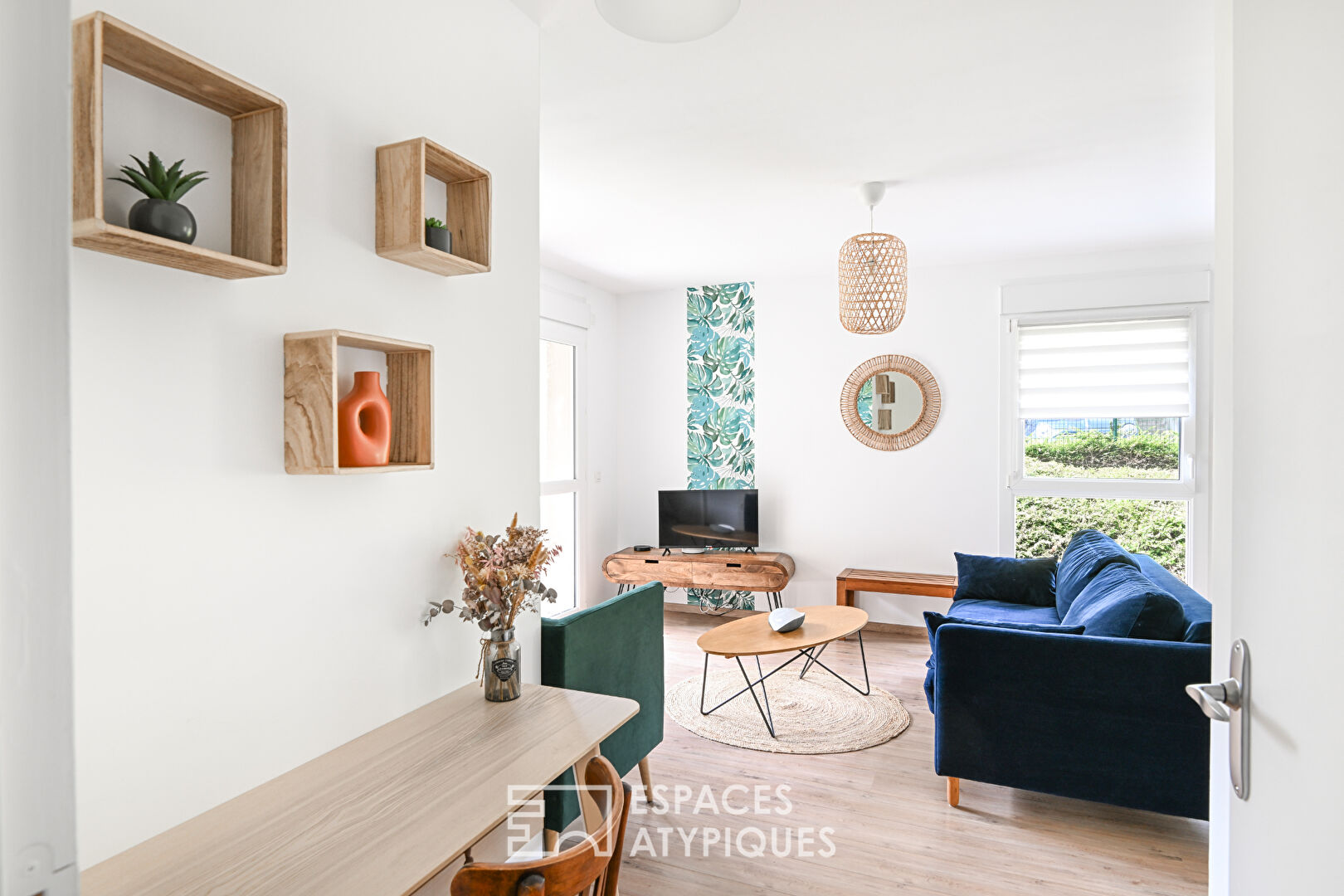 Appartement avec balcon dans résidence au bord du canal