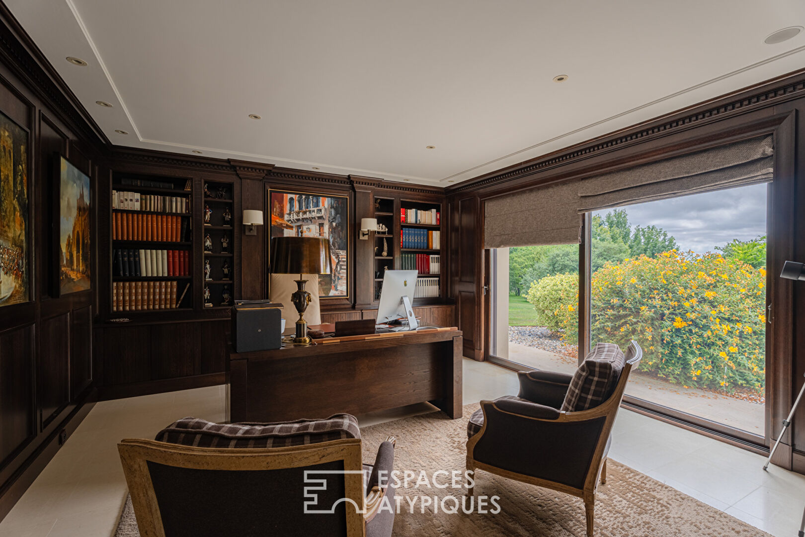 Architect-designed house with heated swimming pool and valley view