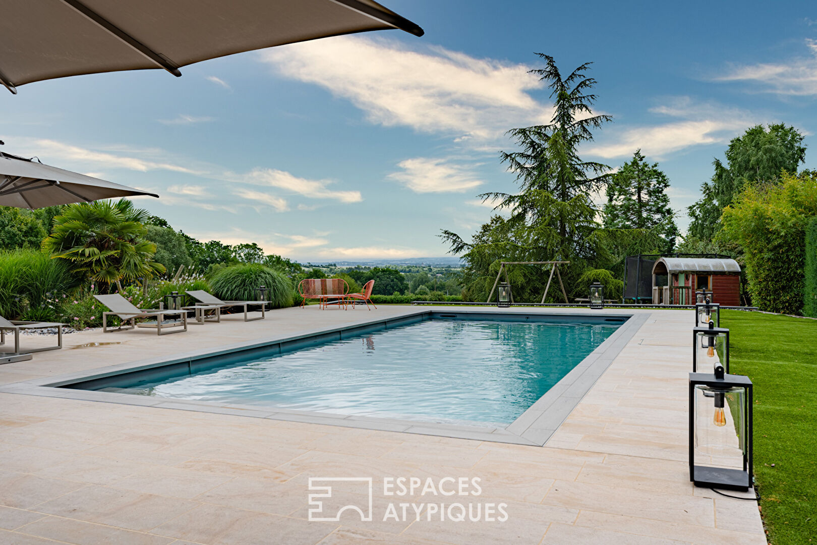 Architect-designed house with heated swimming pool and valley view