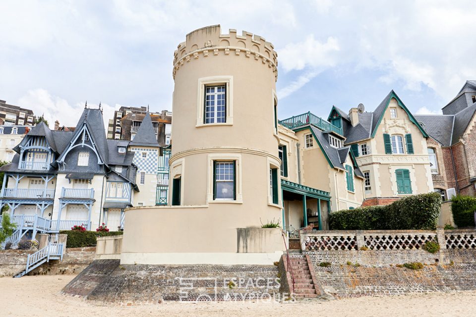 Appartement d'exception dans la Tour Malakoff, témoin de l'histoire Trouvillaise