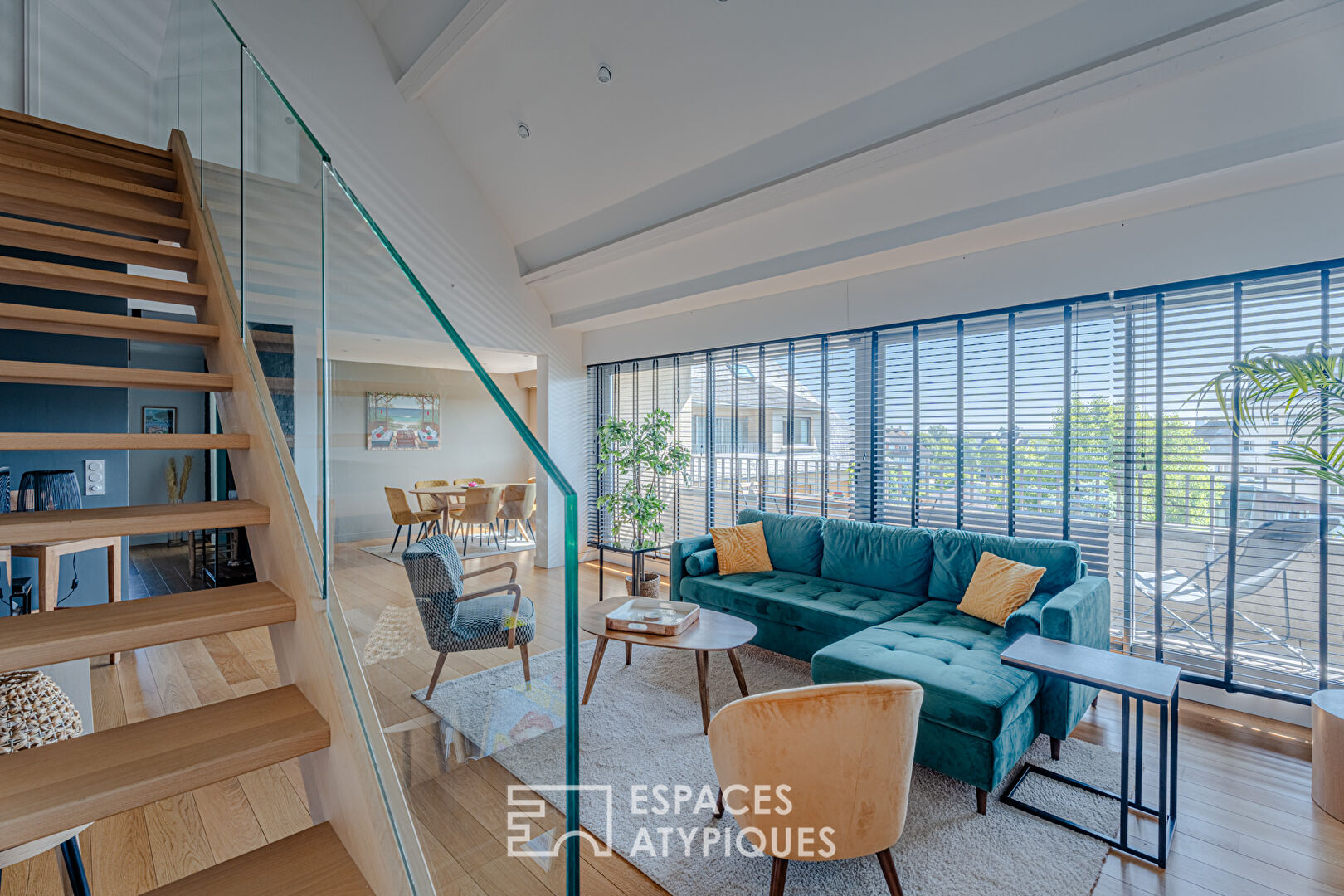 Magnifique duplex contemporain en dernier étage