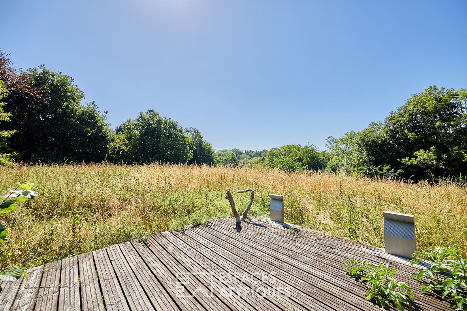 Maison d’architecte en ossature bois avec dépendance à réinventer
