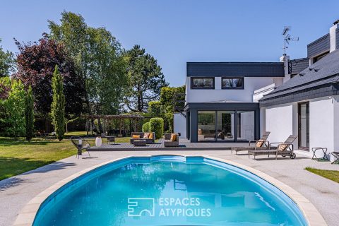 Maison contemporaine avec piscine à 350 m de la plage