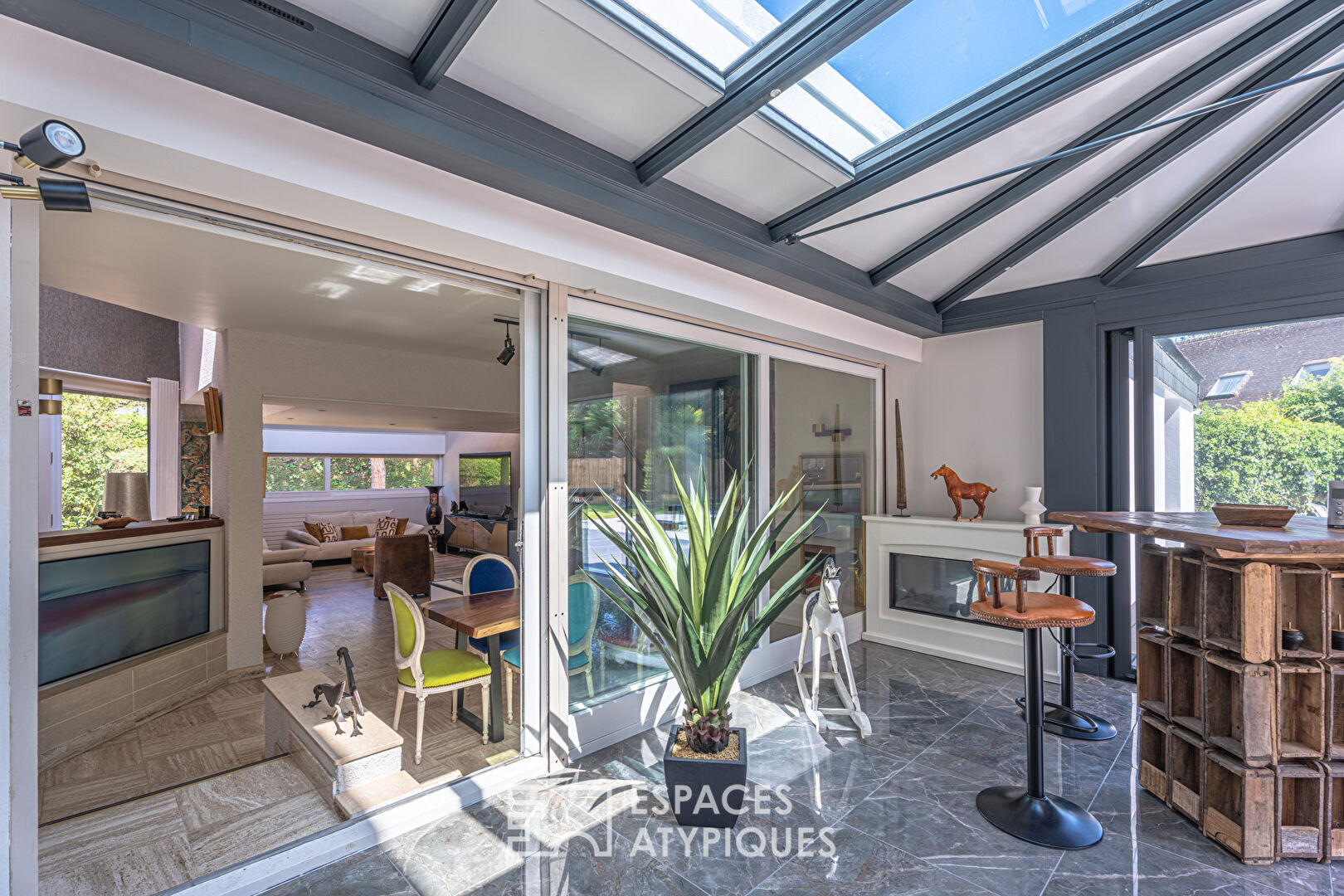 Maison contemporaine avec piscine à 350 m de la plage