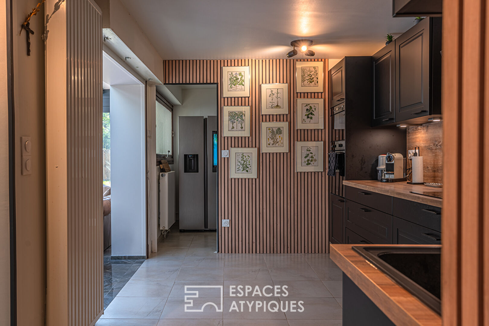 Maison contemporaine avec piscine à 350 m de la plage