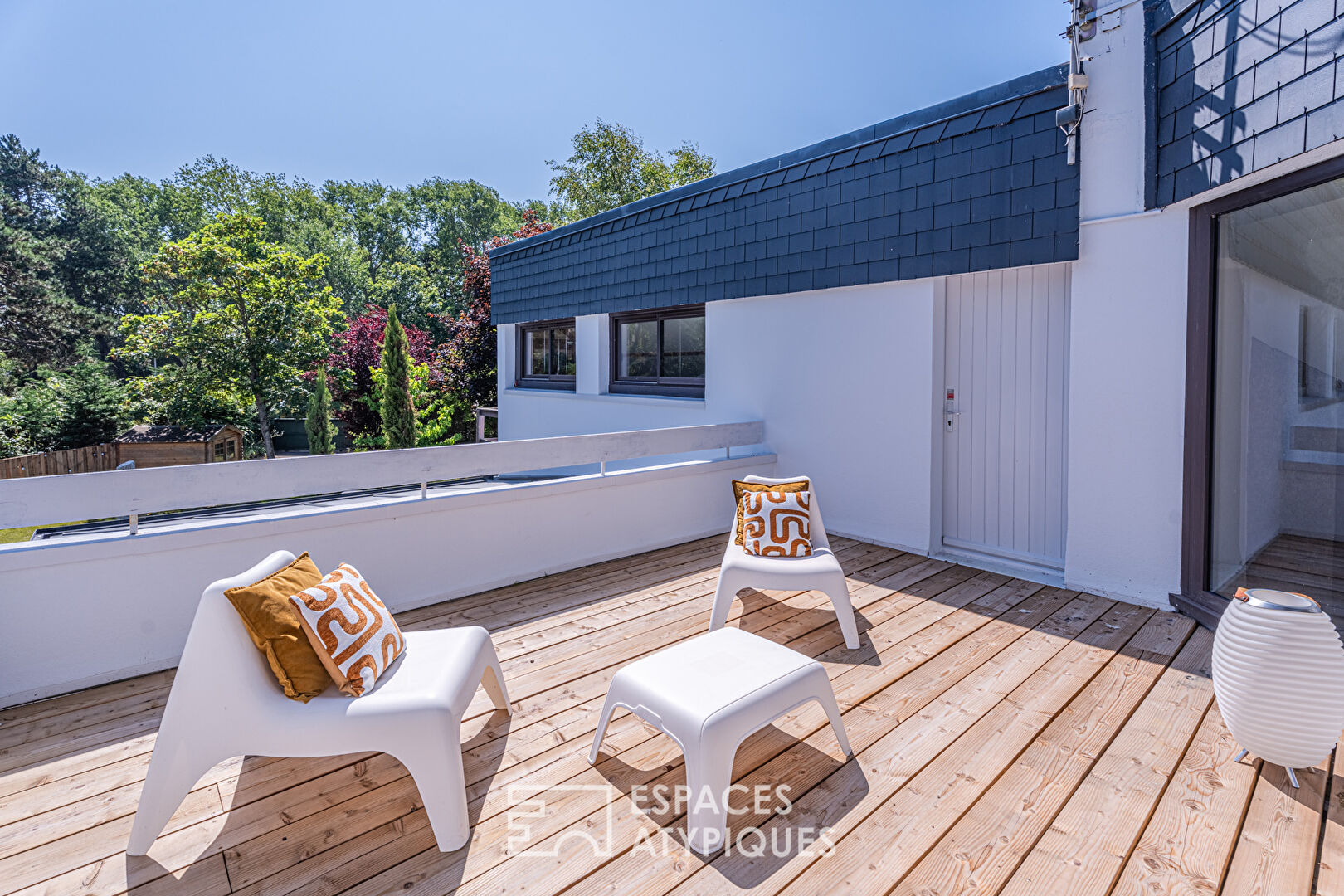 Maison contemporaine avec piscine à 350 m de la plage