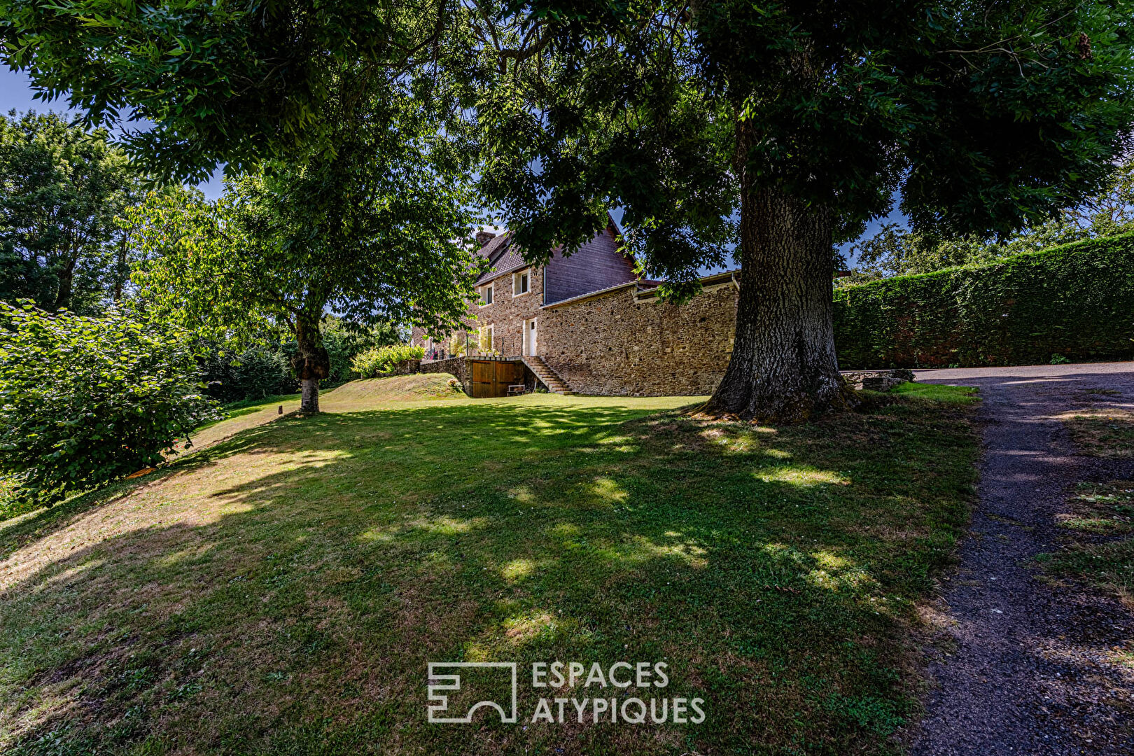 Maison en pierre rénovée