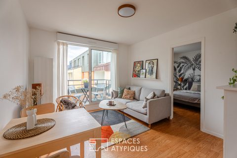Appartement dernier étage avec balcon à proximité de la plage