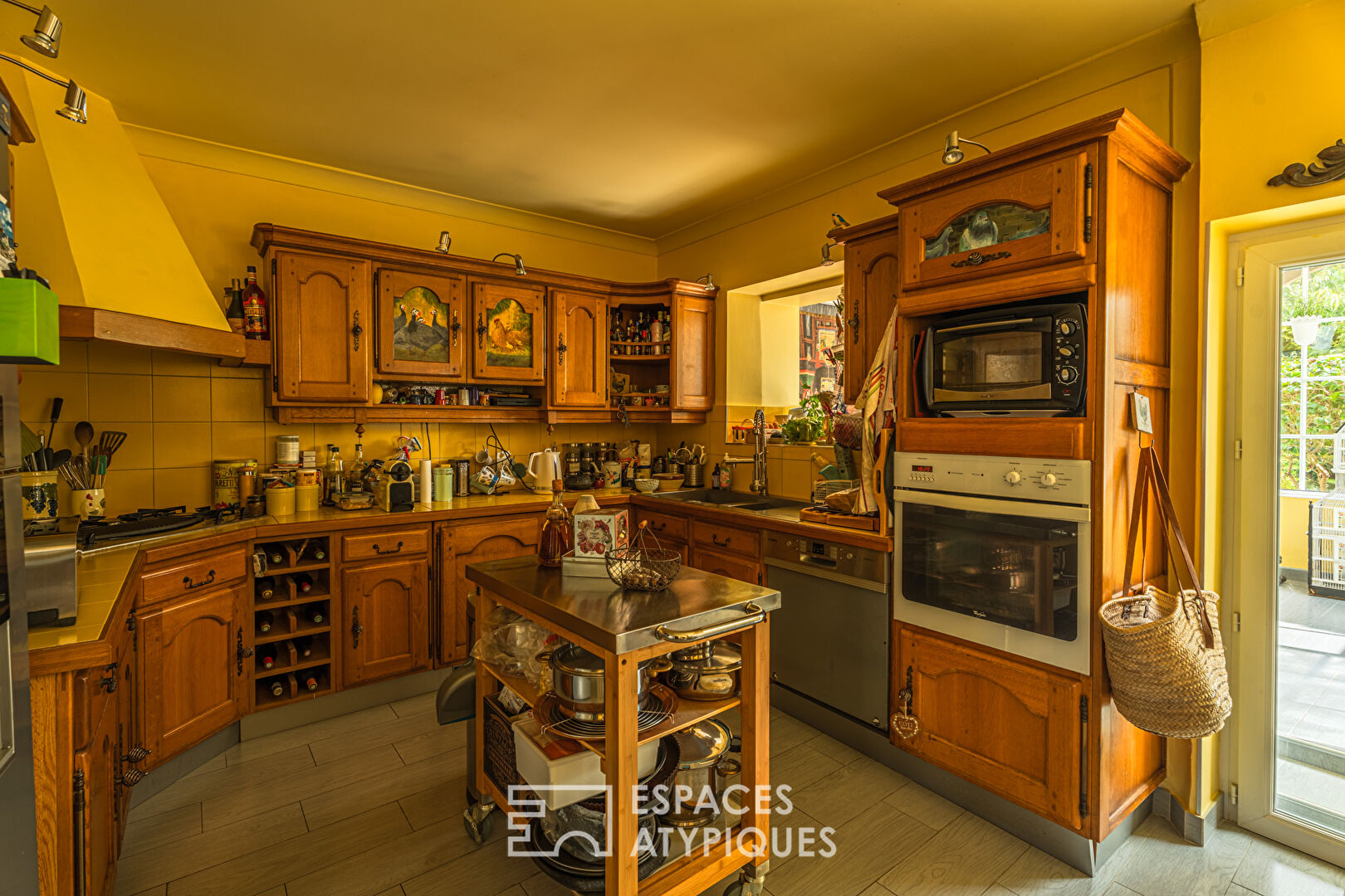 Large 18th century family home
